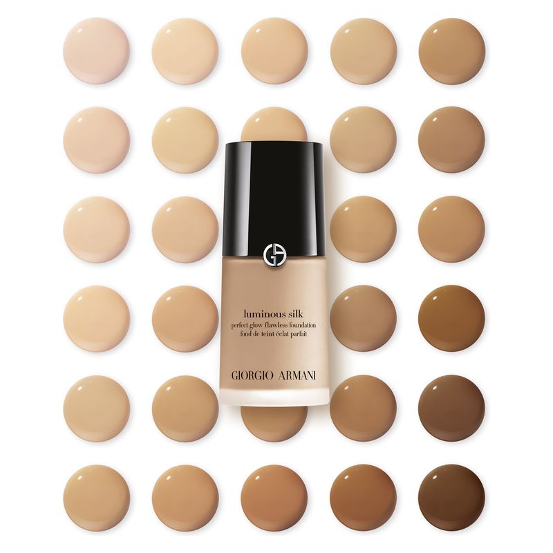 Armani Luminous Silk Foundation, Fondotinta Fluido Donna, 30 ml, Colore 10 Deep Golden, Effetto Seta Luminoso, Coprenza Media Modulabile e Idratante
