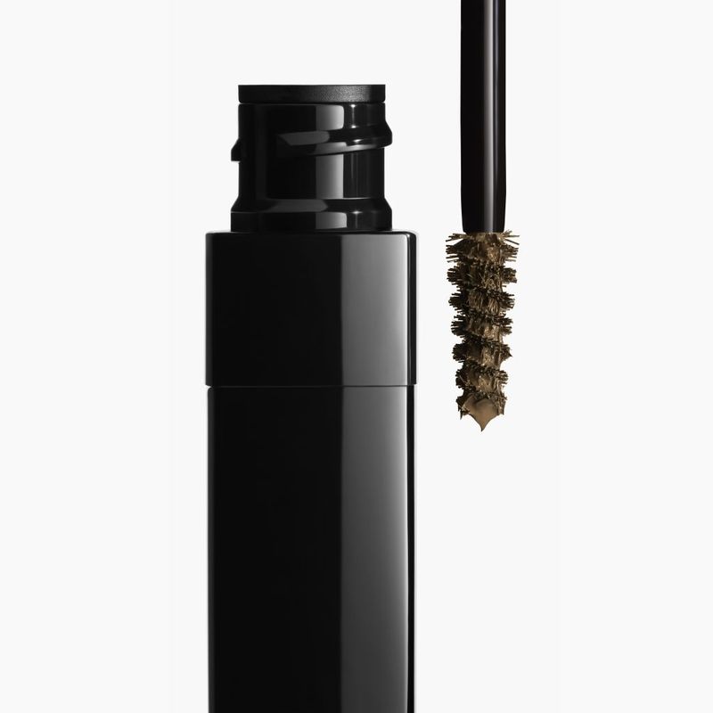 CHANEL Le Gel Sourcils, Gel Fissante per Sopracciglia Lunga Tenuta, Donna, 6 g, 370 Brun, Effetto Infoltente e Fissatore, Make-Up Occhi Professionale