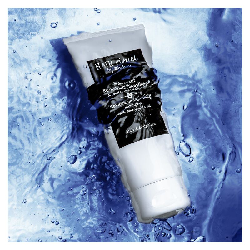 Sisley Hair Rituel Soin Lavant Disciplinant, Shampoo Lisciante Anticrespo, 200 ml, con Olio di Macadamia per Capelli Indisciplinati, Effetto Seta Sisley Hair Rituel Soin Lavant Disciplinant, Shampoo Lisciante Anticrespo, 200 ml, con Olio di Macadamia per Capelli Indisciplinati, Effetto Seta