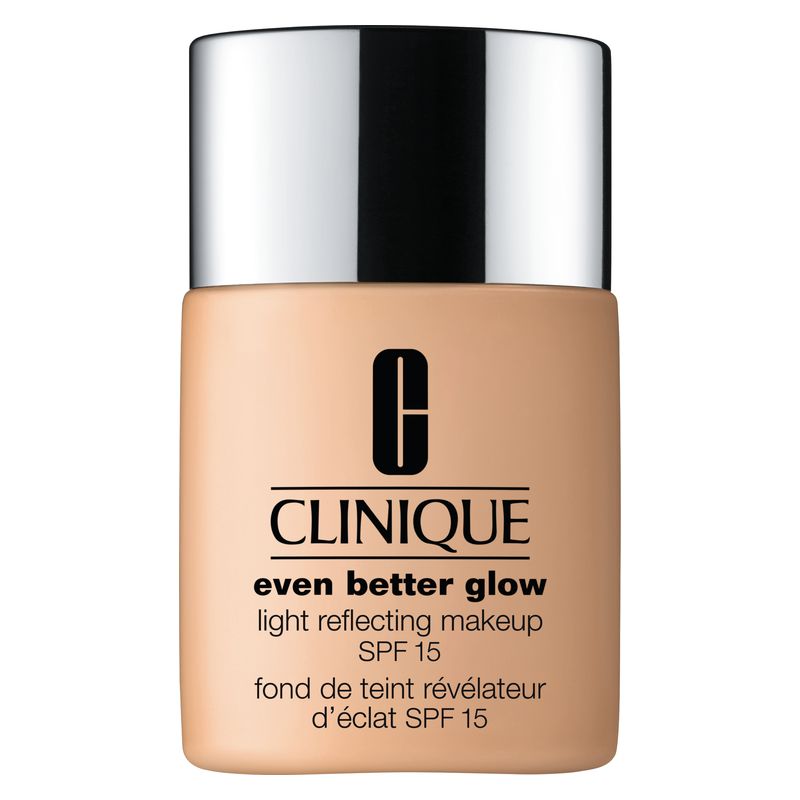 Clinique Even Better Glow Light Reflecting Makeup