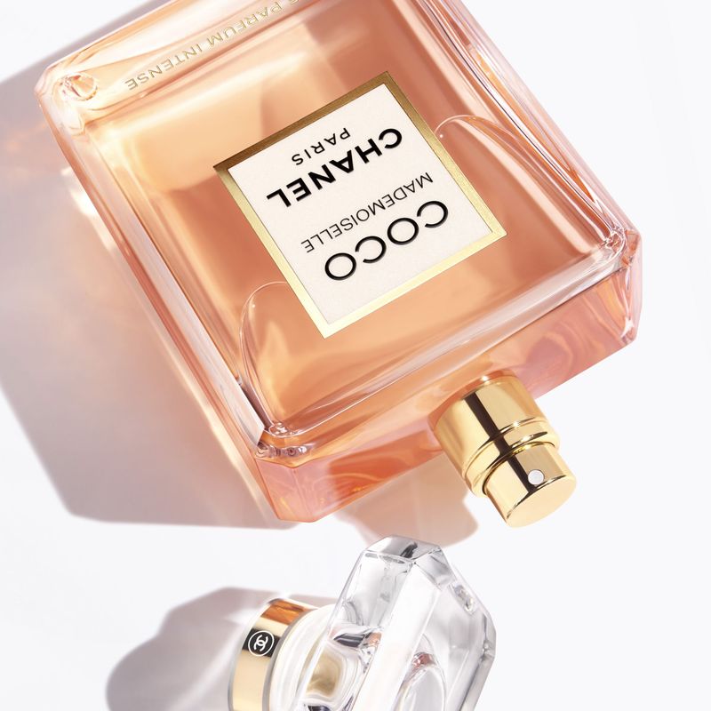 CHANEL Coco Mademoiselle Intense, Eau de Parfum Donna, 200 ml, Vaporizzatore Spray, Profumo femminile orientale, sensuale e profondo CHANEL Coco Mademoiselle Intense, Eau de Parfum Donna, 200 ml, Vaporizzatore Spray, Profumo femminile orientale, sensuale e profondo