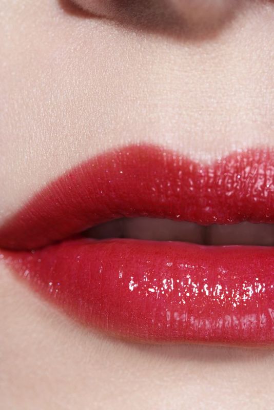 CHANEL Rouge Coco Flash, Rossetto Idratante Colore Intenso, Donna, 3 g, 68 - Ultime, Finish Brillante, Rossetto a lunga tenuta per labbra luminose