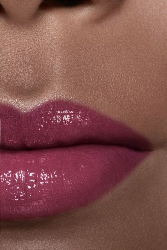 CHANEL Rouge Coco Flash, Rossetto Idratante Donna, 3 g, 96 Phénomène, Colore Intenso, Finish Ultra-Brillante, Comfort Assoluto e Lunga Tenuta