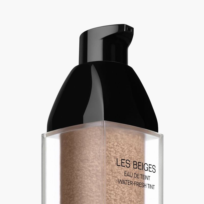 CHANEL Les Beiges