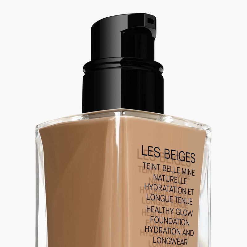 CHANEL Les Beiges Teint Belle Mine Naturelle, Fondotinta Fluido Idratante e Lunga Tenuta, 30 ml, Colore B80, Fondotinta Effetto Luminoso Naturale