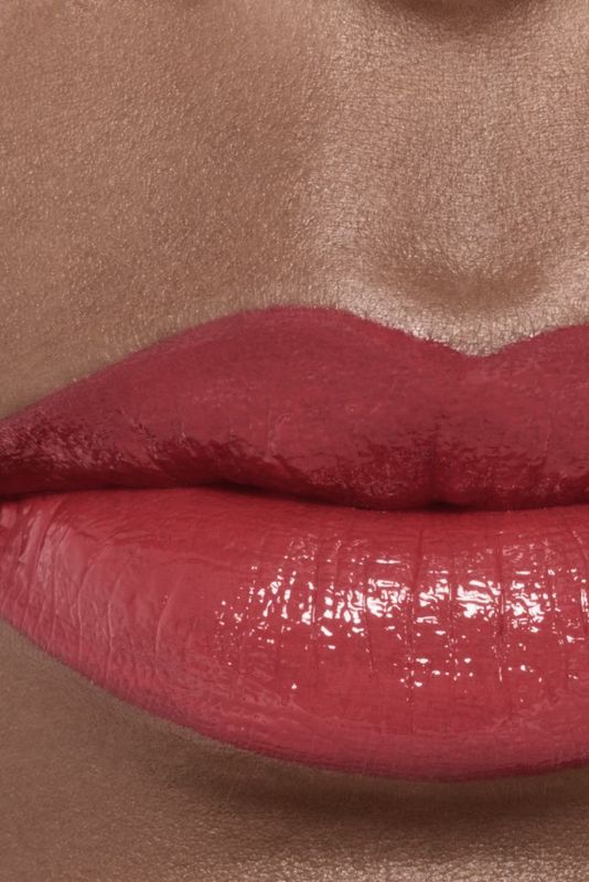 CHANEL Rouge Allure Laque