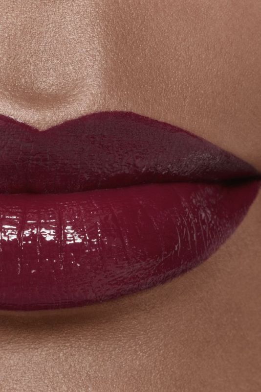 CHANEL Rouge Allure Laque, Rossetto Fluido Satinato, 5.5 ml, Colore 79 Éternité, Lunga Tenuta e Brillantezza, Make-up Labbra Idratante Professionale CHANEL Rouge Allure Laque, Rossetto Fluido Satinato, 5.5 ml, Colore 79 Éternité, Lunga Tenuta e Brillantezza, Make-up Labbra Idratante Professionale