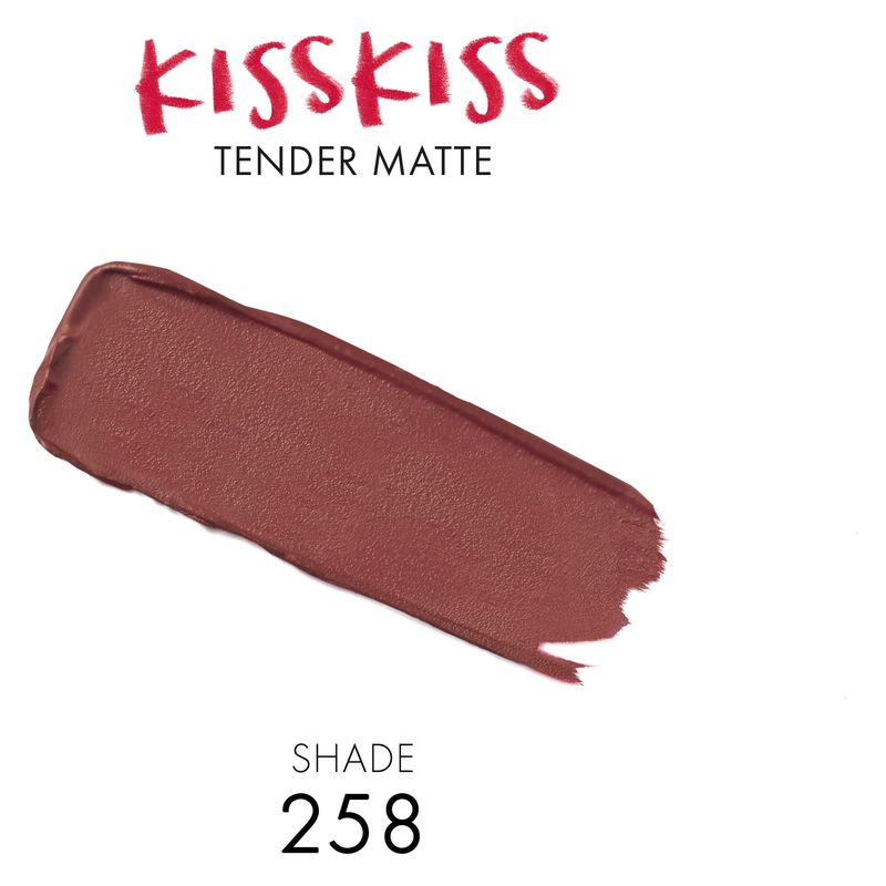 Guerlain KissKiss Tender Matte, Rossetto Matte Luminoso, 258 Lovely Nude, 2.8 g, Comfort 16h e Lunga Tenuta, Finish Effetto Seconda Pelle Idratante