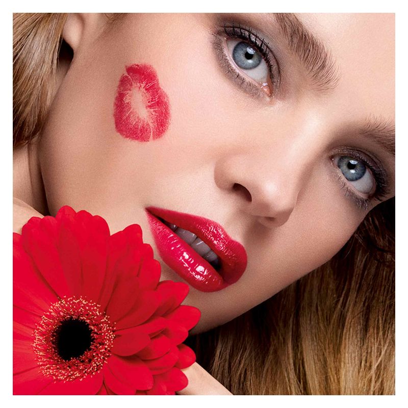 Guerlain Kisskiss Shine Bloom - Rossetto Brillante Con Il 95% Di Ingredienti Di Origine Naturale