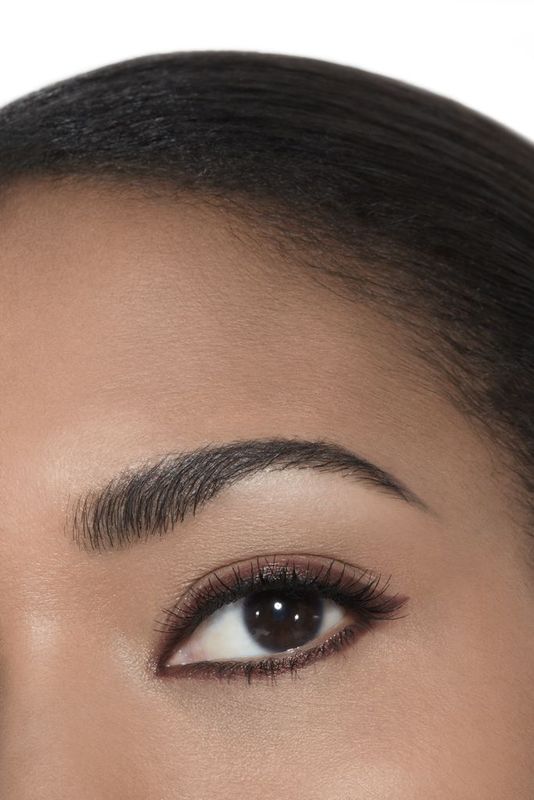 CHANEL Stylo Yeux Waterproof, Stilo Occhi a Lunga Tenuta, 943 Brun Agapé, 0.3 g, Eyeliner Donna, Retraibile con Temperamatite, Resistente all'acqua