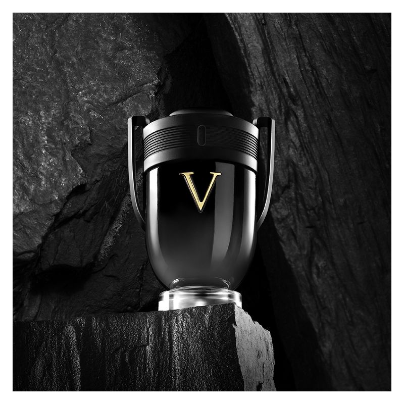 Rabanne Invictus Victory, Eau de Parfum Extrême Uomo, 100 ml Spray, Profumo maschile intenso e sensuale, Fragranza Ambrata Fresca e Orientale Rabanne Invictus Victory, Eau de Parfum Extrême Uomo, 100 ml Spray, Profumo maschile intenso e sensuale, Fragranza Ambrata Fresca e Orientale