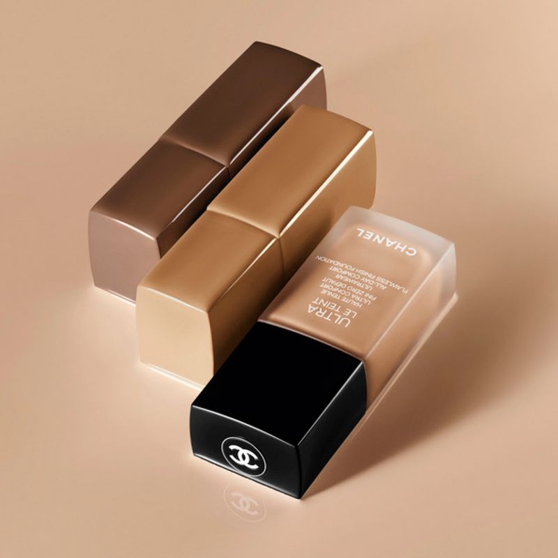 CHANEL Ultra Le Teint Fluide, Fondotinta Lunga Tenuta Donna, 30 ml, Colore BD31 Beige Doré, Finish Opaco Luminoso, Make-up Viso Incarnato Perfetto