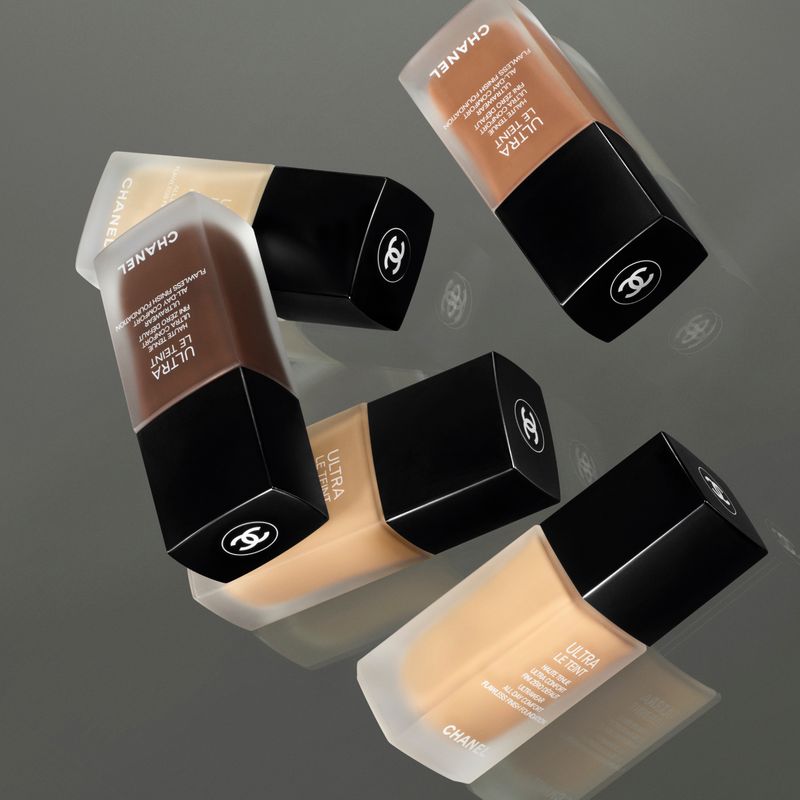 CHANEL Ultra Le Teint Fluide, Fondotinta Lunga Tenuta Donna, 30 ml, Colore BD31 Beige Doré, Finish Opaco Luminoso, Make-up Viso Incarnato Perfetto