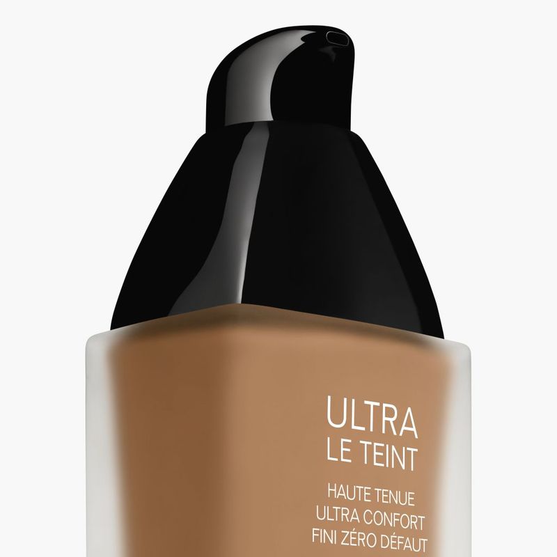 CHANEL Ultra Le Teint Fluide, Fondotinta Fluido Lunga Tenuta, Colore BR132 Beige Rosé, 30 ml, Effetto Opaco Luminoso, per un incarnato impeccabile