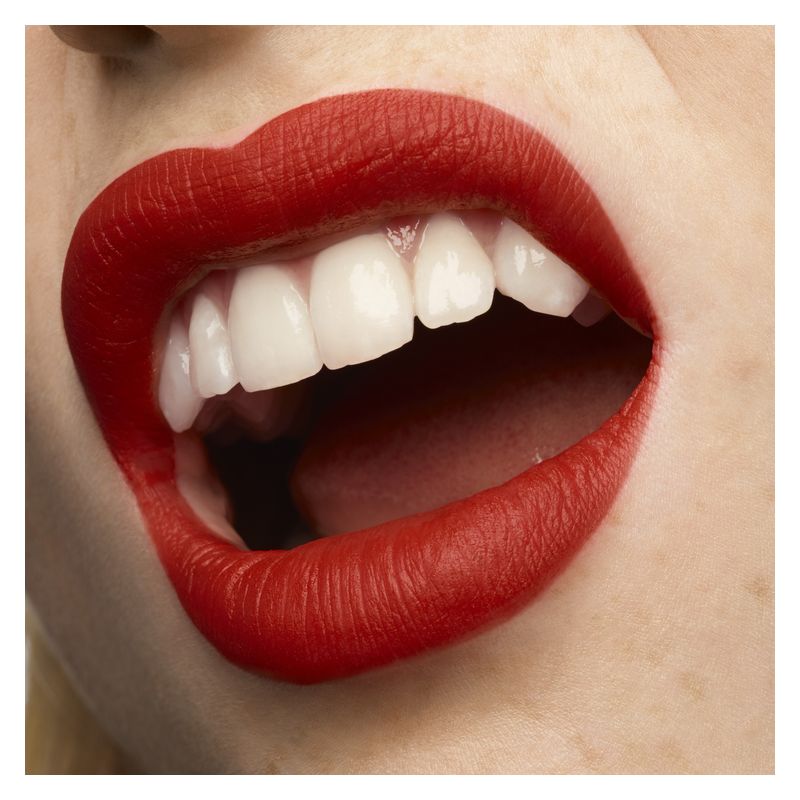 Yves Saint Laurent THE SLIM VELVET RADICAL MATTE LIPSTICK