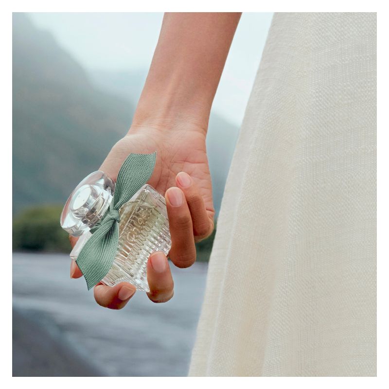 Chloé Rose Naturelle, Eau de Parfum Donna, 30 ml Spray, Formula Vegana, Profumo Floreale Legnoso con Rosa Biologica