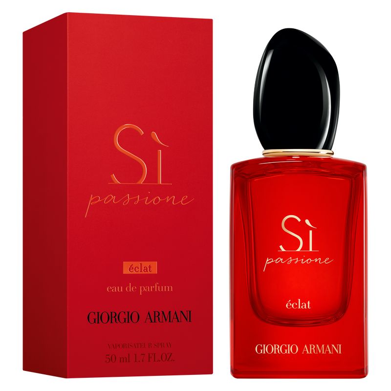 Armani Sì Passione Éclat, Eau de Parfum Donna, 50 ml Spray, Fragranza Floreale con Rose e Vaniglia, Profumo femminile persistente e radioso