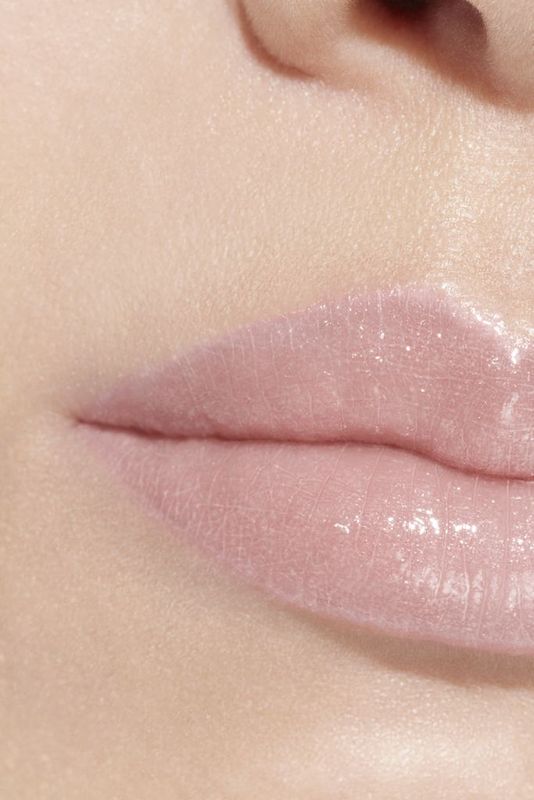 CHANEL Rouge Coco Baume