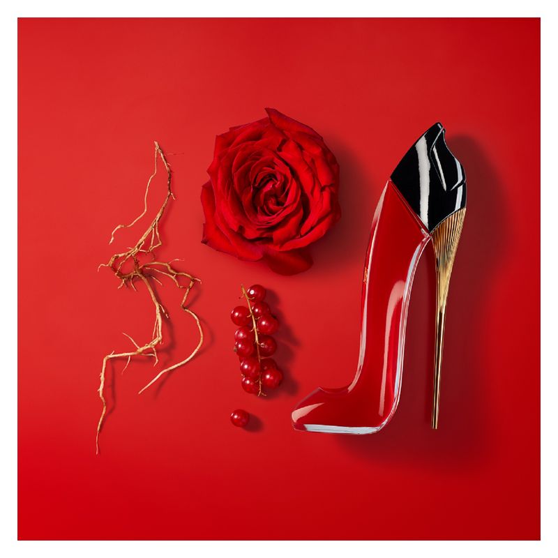 Carolina Herrera Very Good Girl, Eau de Parfum Donna, 50 ml Spray, Profumo Floreale Fruttato con Note di Ribes Rosso, Rosa, Vaniglia e Vetiver