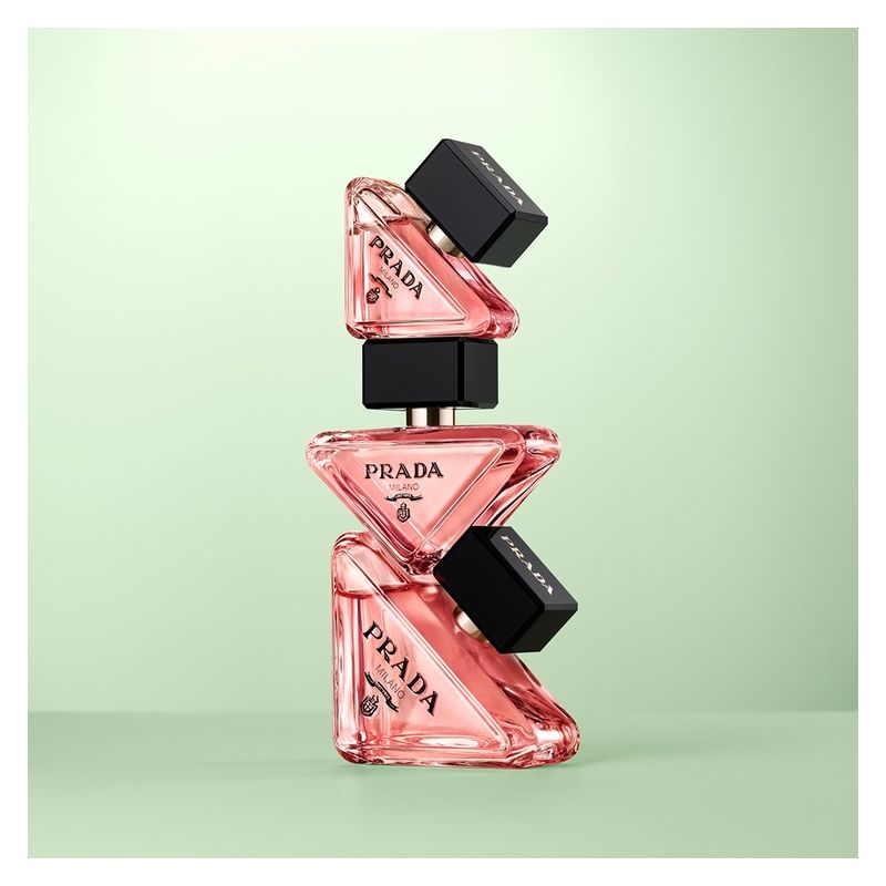 Prada Paradoxe, Eau de Parfum Donna, 50 ml Spray Ricaricabile, Profumo femminile Floreale Ambrato, fragranza iconica, sensuale e di lunga durata Prada Paradoxe, Eau de Parfum Donna, 50 ml Spray Ricaricabile, Profumo femminile Floreale Ambrato, fragranza iconica, sensuale e di lunga durata
