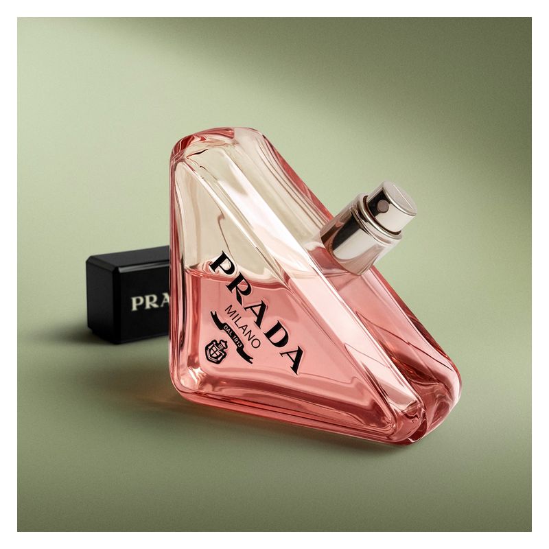 Prada Paradoxe, Eau de Parfum Donna, 50 ml Spray Ricaricabile, Profumo femminile Floreale Ambrato, fragranza iconica, sensuale e di lunga durata Prada Paradoxe, Eau de Parfum Donna, 50 ml Spray Ricaricabile, Profumo femminile Floreale Ambrato, fragranza iconica, sensuale e di lunga durata