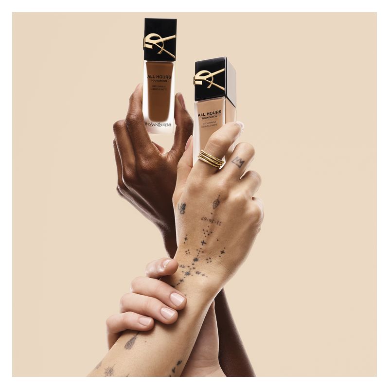 Yves Saint Laurent All Hours Foundation Luminous Matte, Fondotinta Fluido Donna, 25 ml, Colore LN8, Copertura totale 24h e Finish luminoso naturale