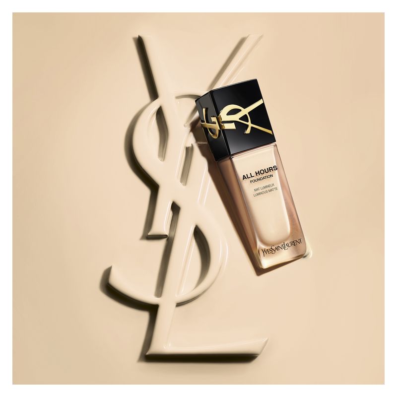 Yves Saint Laurent All Hours Foundation Luminous Matte, Fondotinta Fluido Donna, 25 ml, Colore LN8, Copertura totale 24h e Finish luminoso naturale