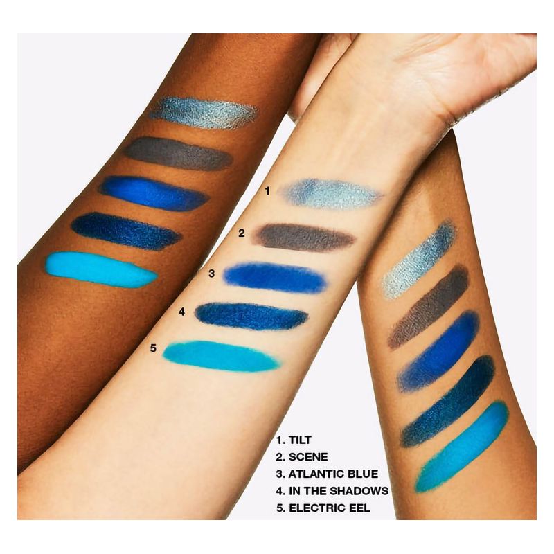 MAC Eye Shadow, Ombretto in Polvere Compatta Colore SCENE, 1.5 g, Finish Satinato, Alta Pigmentazione, Lunga Tenuta per Make-up Occhi Professionale MAC Eye Shadow, Ombretto in Polvere Compatta Colore SCENE, 1.5 g, Finish Satinato, Alta Pigmentazione, Lunga Tenuta per Make-up Occhi Professionale