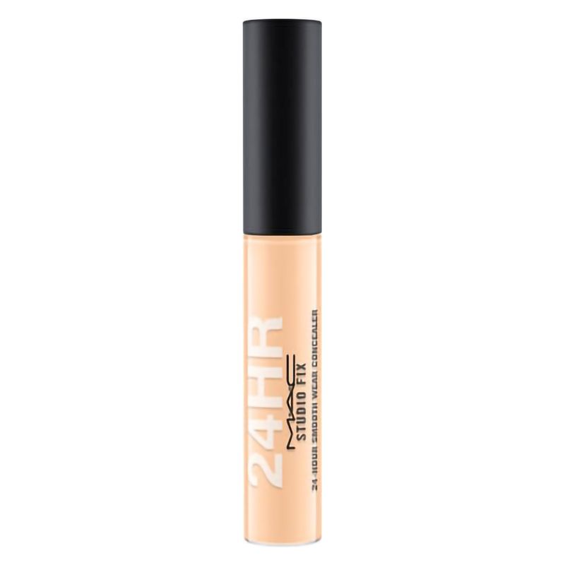 MAC Studio Fix 24-Hour Smooth Wear Concealer, Correttore Fluido, NC30, 7 ml, Lunga Tenuta, Copertura da media a totale, Finish Opaco Naturale MAC Studio Fix 24-Hour Smooth Wear Concealer, Correttore Fluido, NC30, 7 ml, Lunga Tenuta, Copertura da media a totale, Finish Opaco Naturale