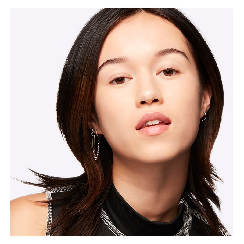 MAC Studio Fix 24-Hour Smooth Wear Concealer, Correttore Fluido, NC30, 7 ml, Lunga Tenuta, Copertura da media a totale, Finish Opaco Naturale MAC Studio Fix 24-Hour Smooth Wear Concealer, Correttore Fluido, NC30, 7 ml, Lunga Tenuta, Copertura da media a totale, Finish Opaco Naturale