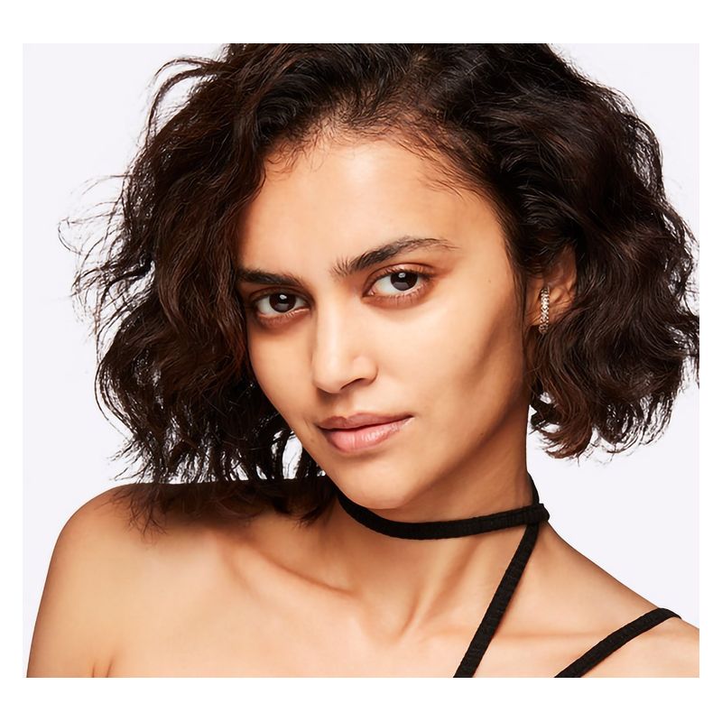 MAC Studio Fix 24-Hour Smooth Wear Concealer, Correttore Fluido Lunga Tenuta, NC40, 7 ml, Finish Opaco Naturale, Coprenza Modulabile da Media a Totale MAC Studio Fix 24-Hour Smooth Wear Concealer, Correttore Fluido Lunga Tenuta, NC40, 7 ml, Finish Opaco Naturale, Coprenza Modulabile da Media a Totale