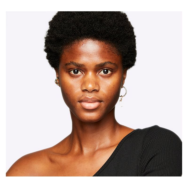 MAC Studio Fix 24-Hour Smooth Wear Concealer, Correttore Fluido Lunga Tenuta, 7 ml, Colore NW51, Finitura Opaca Naturale, Alta Coprenza