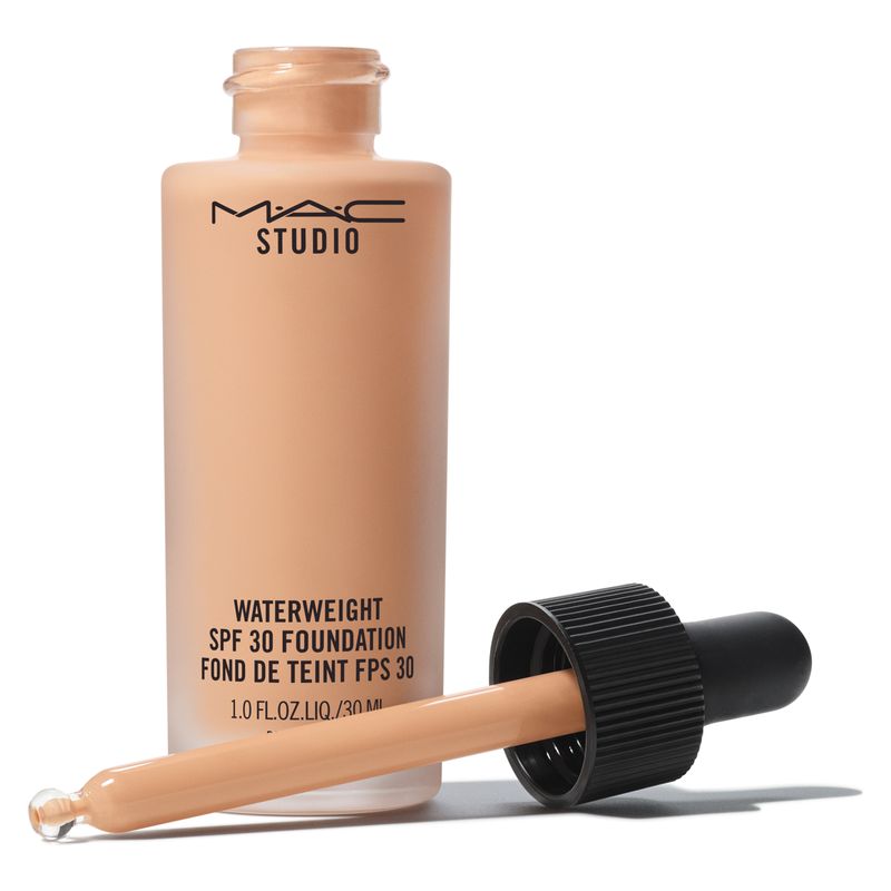 MAC Studio Waterweight Spf 30 Foundation - Fondotinta