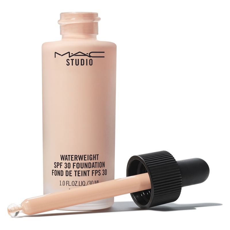MAC Studio Waterweight Spf 30 Foundation - Fondotinta
