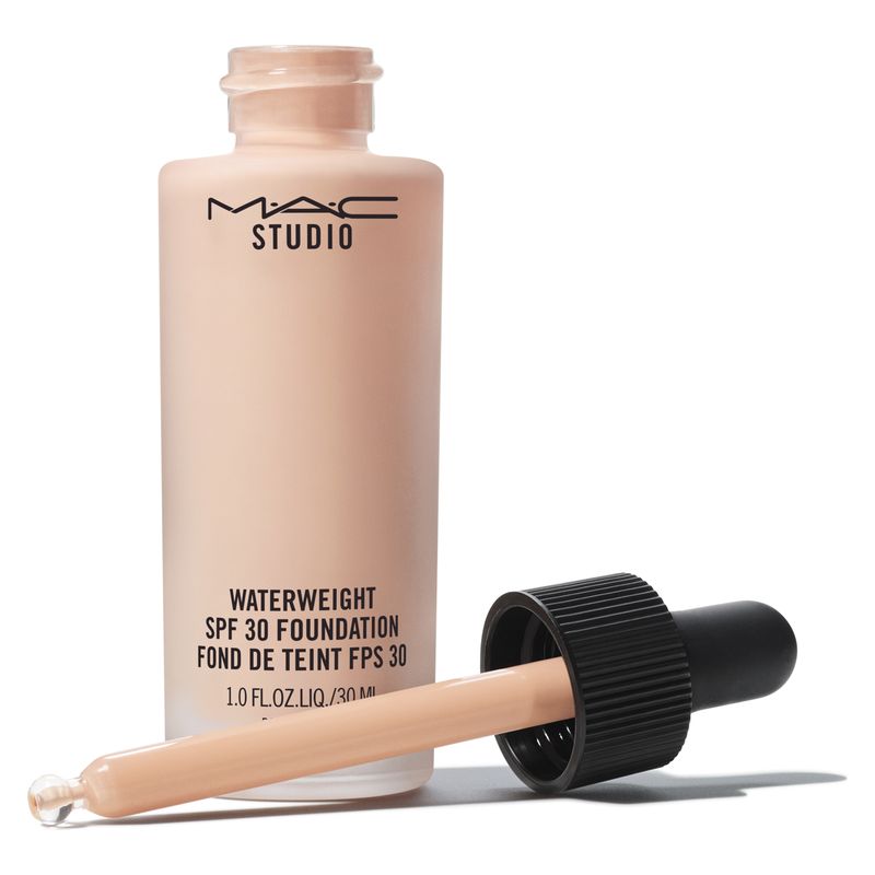 MAC Studio Waterweight Spf 30 Foundation - Fondotinta