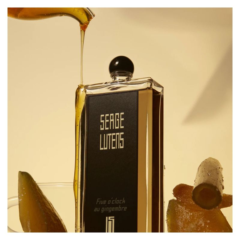Serge Lutens Five O'clock Au Gingembre, Eau de Parfum Unisex, 50 ml Spray, Profumo Orientale Speziato con Zenzero Candito e Tè Nero Serge Lutens Five O'clock Au Gingembre, Eau de Parfum Unisex, 50 ml Spray, Profumo Orientale Speziato con Zenzero Candito e Tè Nero