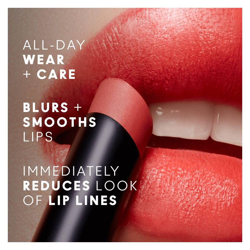 MAC Powder Kiss Velvet Blur Slim Stick, Rossetto Idratante Effetto Sfocato, Colore Devoted To Chili, 2 g, Finish Matte Vellutato, Lunga Tenuta 12 Ore