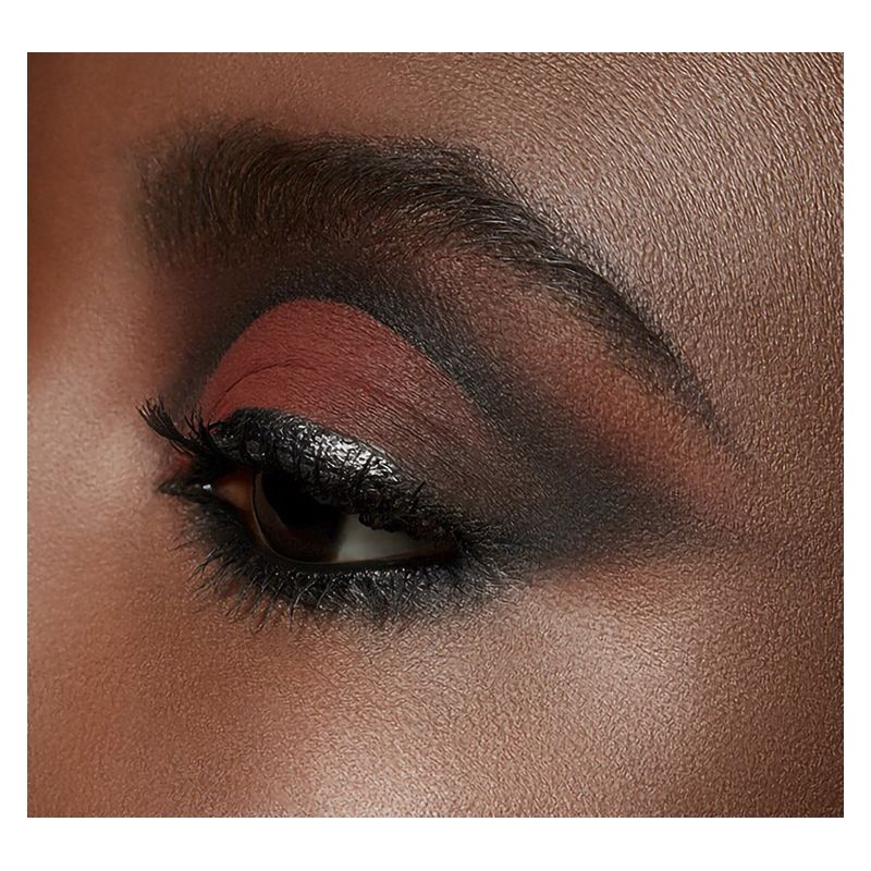 MAC Powder Kiss Soft Matte Eye Shadow, Devoted to Chili, Ombretto Ricarica Pro Palette, 1.5 g, Finish Opaco Effetto Velluto e Sfumato MAC Powder Kiss Soft Matte Eye Shadow, Devoted to Chili, Ombretto Ricarica Pro Palette, 1.5 g, Finish Opaco Effetto Velluto e Sfumato