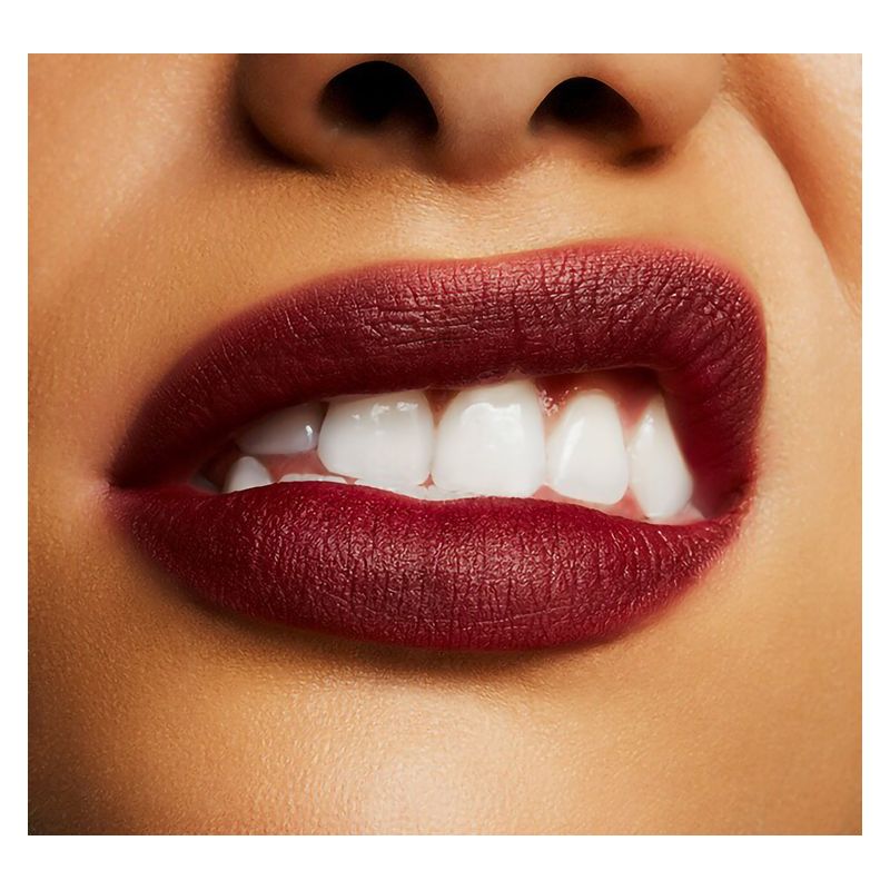 MAC Powder Kiss Liquid Lipcolour, Rossetto Liquido Effetto Opaco Donna, 5 ml, Colore Pretty Pleats!, Tinta labbra idratante e a lunga tenuta MAC Powder Kiss Liquid Lipcolour, Rossetto Liquido Effetto Opaco Donna, 5 ml, Colore Pretty Pleats!, Tinta labbra idratante e a lunga tenuta