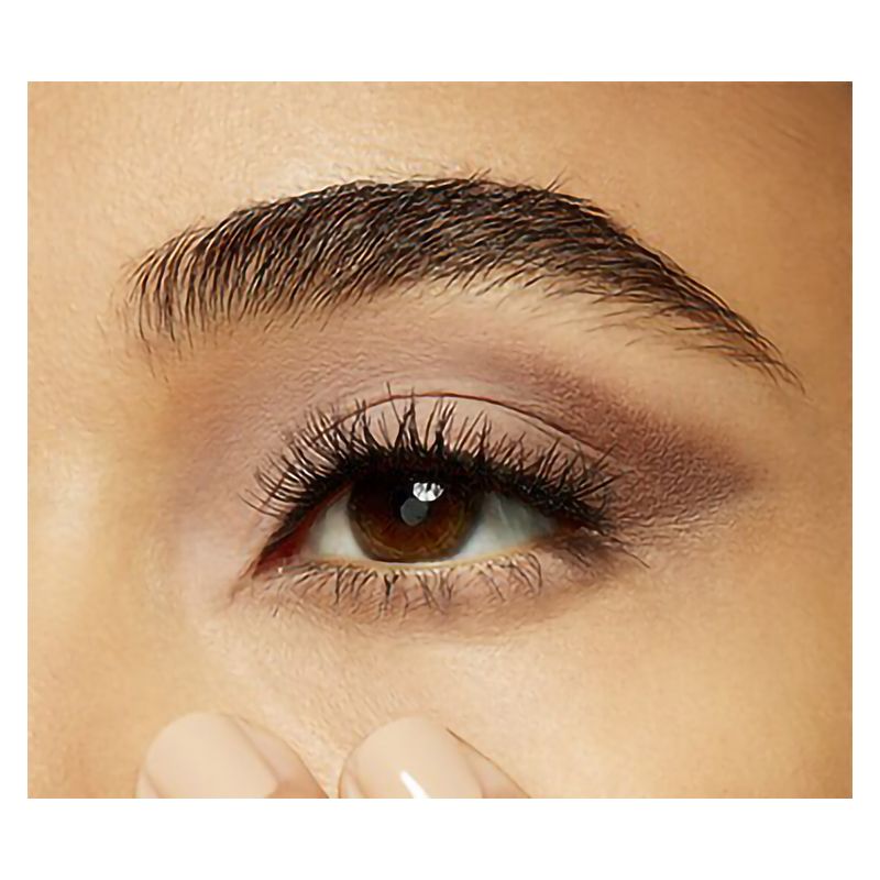 MAC Eye Shadow Pro Palette Refill Pan, Ombretto in Cialda, Cozy Grey, 1.5 g, Finish Matte, Altamente Pigmentato e a Lunga Tenuta MAC Eye Shadow Pro Palette Refill Pan, Ombretto in Cialda, Cozy Grey, 1.5 g, Finish Matte, Altamente Pigmentato e a Lunga Tenuta