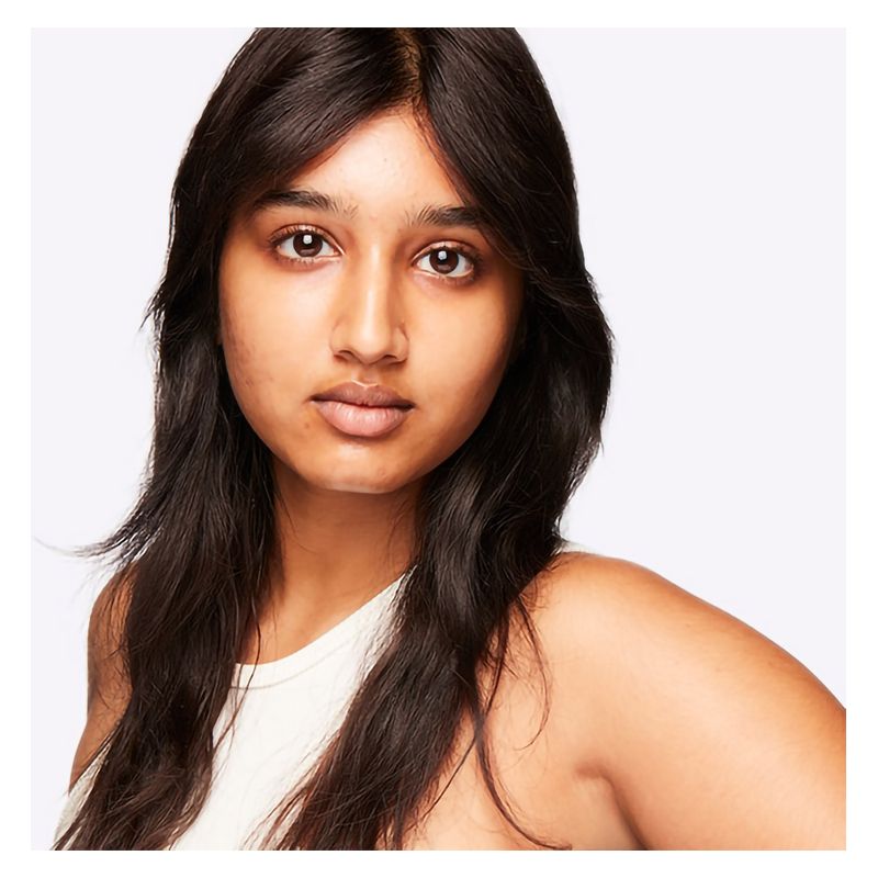 MAC Studio Fix 24-Hour Smooth Wear Concealer, Correttore Fluido Lunga Tenuta, 7 ml, Colore NC43, Copertura modulabile e finish naturale opaco MAC Studio Fix 24-Hour Smooth Wear Concealer, Correttore Fluido Lunga Tenuta, 7 ml, Colore NC43, Copertura modulabile e finish naturale opaco