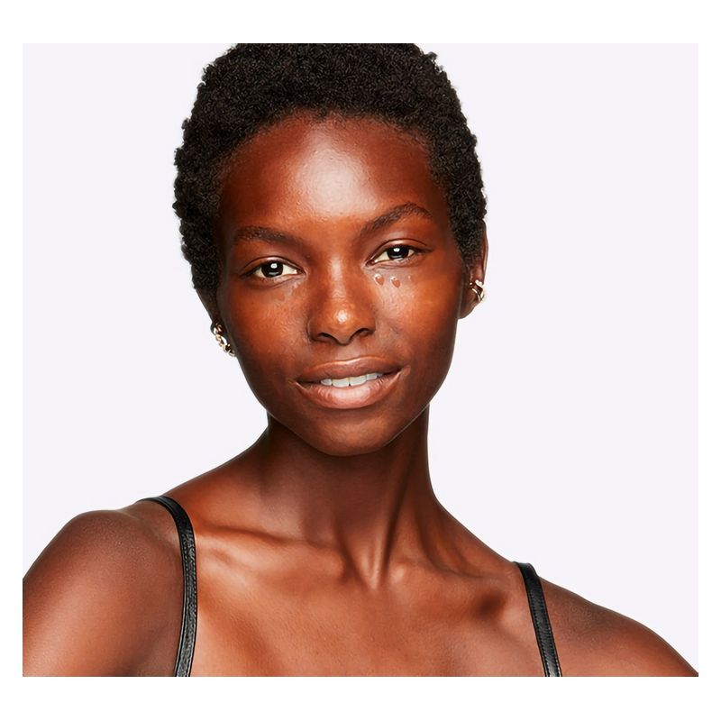 MAC Studio Fix 24-Hour Smooth Wear Concealer, Correttore Fluido Lunga Tenuta, 7 ml, Tonalità NW60, Finish Opaco Naturale e Coprenza Modulabile MAC Studio Fix 24-Hour Smooth Wear Concealer, Correttore Fluido Lunga Tenuta, 7 ml, Tonalità NW60, Finish Opaco Naturale e Coprenza Modulabile