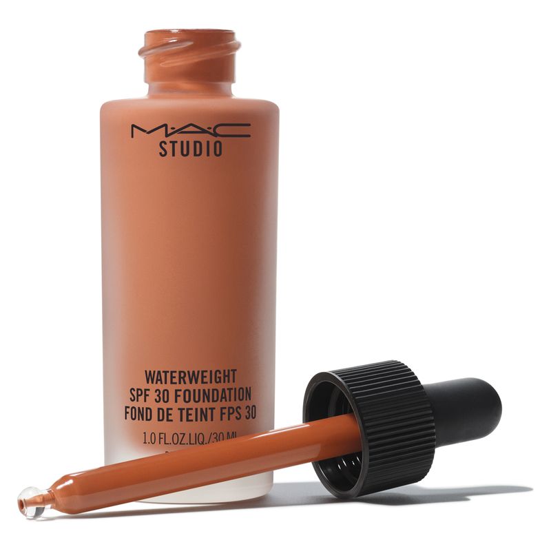 MAC Studio Waterweight Spf 30 Foundation - Fondotinta
