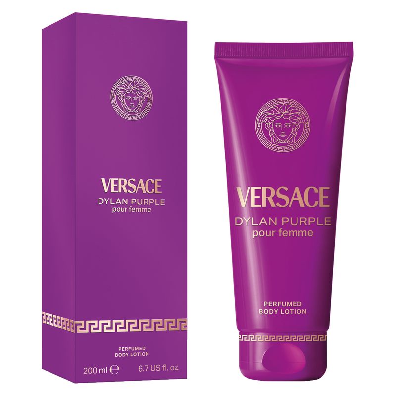 Versace Dylan Purple, Lozione Corpo Profumata Donna, 200 ml, Pelle Morbida e Idratata, Fragranza Floreale Fruttata, Crema Corpo Idratante Versace Dylan Purple, Lozione Corpo Profumata Donna, 200 ml, Pelle Morbida e Idratata, Fragranza Floreale Fruttata, Crema Corpo Idratante