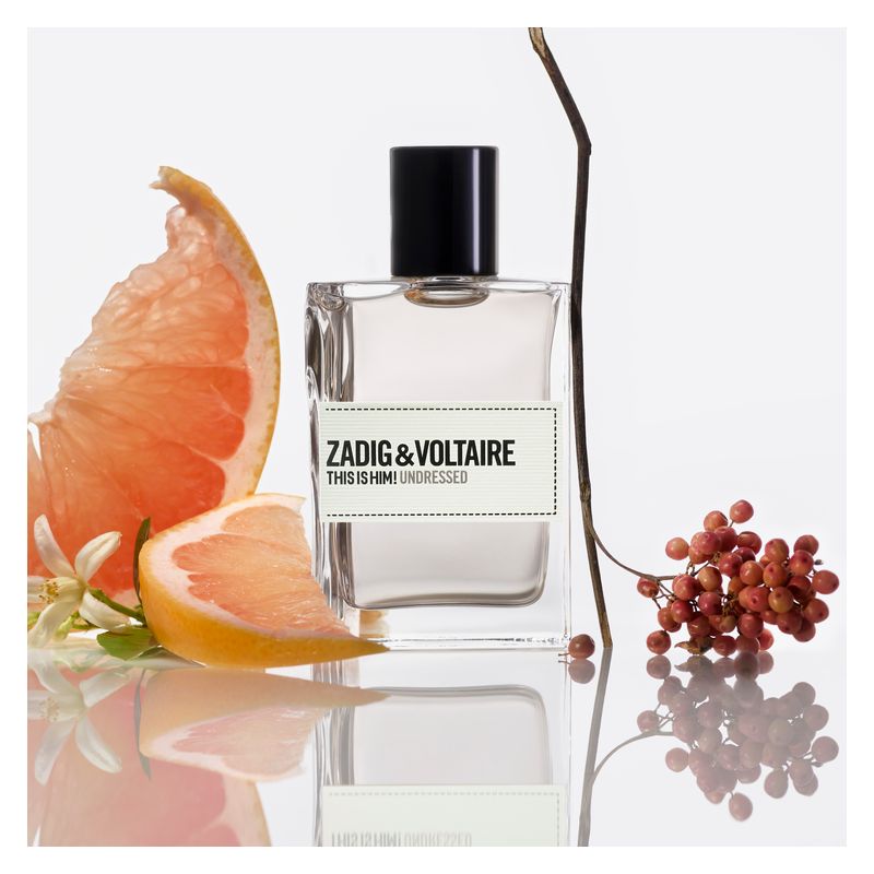 Zadig & Voltaire This Is Him! Undressed, Eau de Toilette Uomo, 100 ml Spray, Fragranza maschile boisé speziata, Profumo fresco e sensuale Zadig & Voltaire This Is Him! Undressed, Eau de Toilette Uomo, 100 ml Spray, Fragranza maschile boisé speziata, Profumo fresco e sensuale