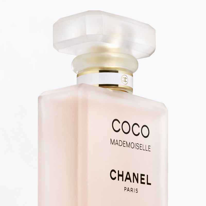 CHANEL Coco Mademoiselle, Profumo Per Capelli Donna, 35 ml Spray, Fragranza Chypre Floreale, per capelli setosi e delicatamente profumati CHANEL Coco Mademoiselle, Profumo Per Capelli Donna, 35 ml Spray, Fragranza Chypre Floreale, per capelli setosi e delicatamente profumati