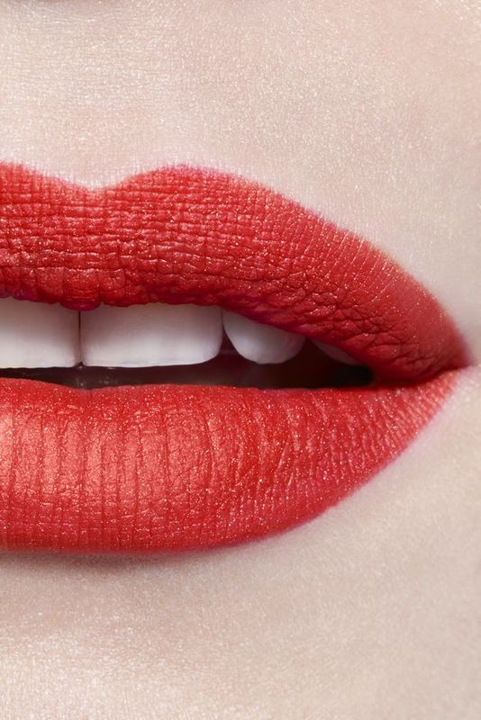 CHANEL Rouge Allure Velvet
