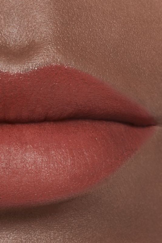 CHANEL Rouge Allure Velvet