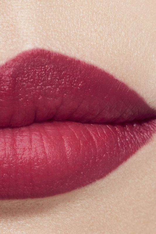 CHANEL Rouge Allure Velvet