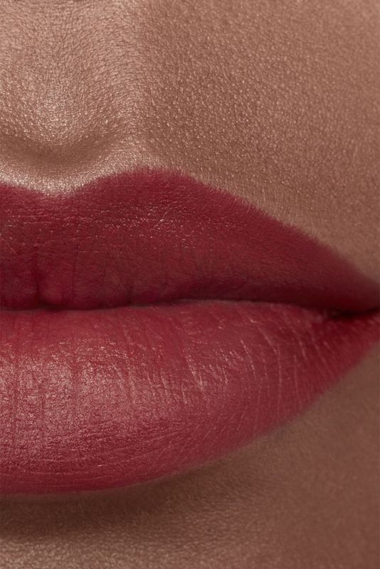 CHANEL Rouge Allure Velvet